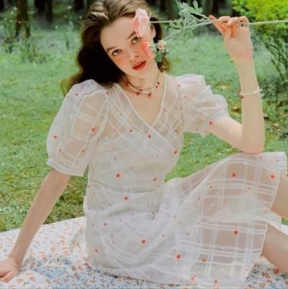 Petite Studio NYC Berlin dress